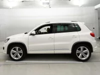 Volkswagen TIGUAN лот № 38124 оценка 4  с аукциона в Японии 3