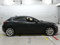 Mazda AXELA лот № 10140 оценка 3.5  с аукциона в Японии 2