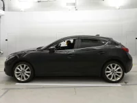 Mazda AXELA лот № 10140 оценка 3.5  с аукциона в Японии 3