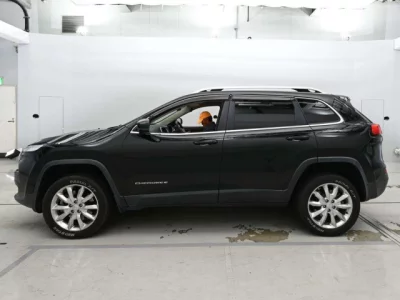 Chrysler JEEP CHEROKEE