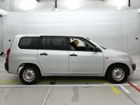 Toyota PROBOX лот № 10147 оценка R  с аукциона в Японии 2