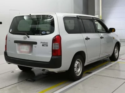 Toyota PROBOX  с аукциона в Японии