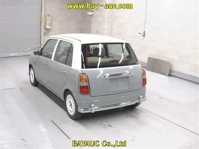 Daihatsu MIRA