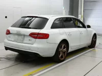 Audi A4 лот № 38162 оценка 4  с аукциона в Японии 1