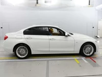 BMW 3-Series лот № 38170 оценка 4.5  с аукциона в Японии 2