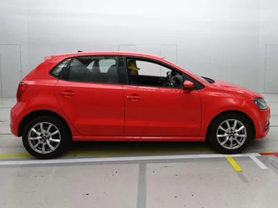 Volkswagen POLO  с аукциона в Японии