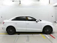 Audi A3 лот № 38177 оценка 4  с аукциона в Японии 2