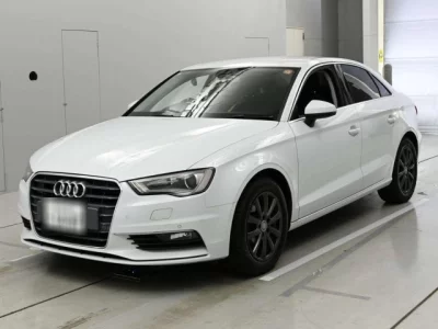 Audi A3  с аукциона в Японии