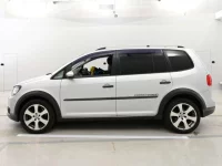 Volkswagen GOLF TOURAN лот № 38180 оценка 4  с аукциона в Японии 3