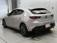 Mazda MAZDA3 лот № 33131 оценка 5  с аукциона в Японии 5