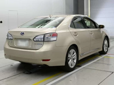 Lexus HS