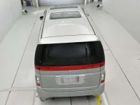 Nissan ELGRAND лот № 10205 оценка 4.5  с аукциона в Японии 7