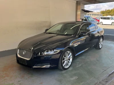 Jaguar XF SERIES