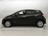 Nissan NOTE лот № 30025 оценка 4  с аукциона в Японии 3