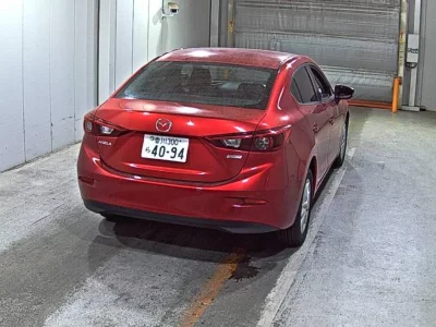 Mazda AXELA  с аукциона в Японии