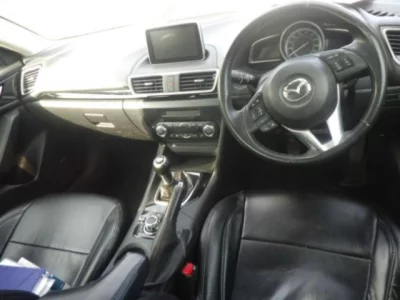 Mazda AXELA  с аукциона в Японии