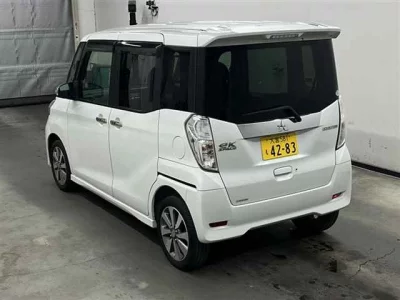 Mitsubishi EK SPACE