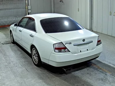 Nissan GLORIA  с аукциона в Японии