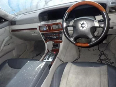 Nissan GLORIA  с аукциона в Японии
