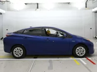 Toyota Prius лот № 30050 оценка 3.5  с аукциона в Японии 2