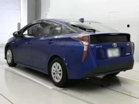 Toyota Prius лот № 30050 оценка 3.5  с аукциона в Японии 5