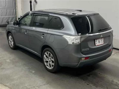 Mitsubishi OUTLANDER PHEV