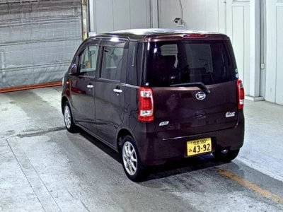 Daihatsu TANTO EXE