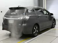 Toyota WISH лот № 30058 оценка 3  с аукциона в Японии 1