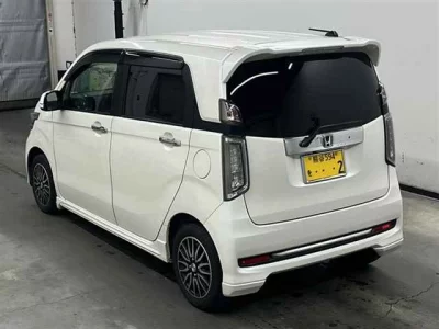 Honda N WGN