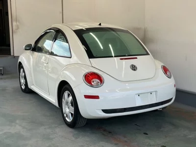 Volkswagen NEW BEETLE