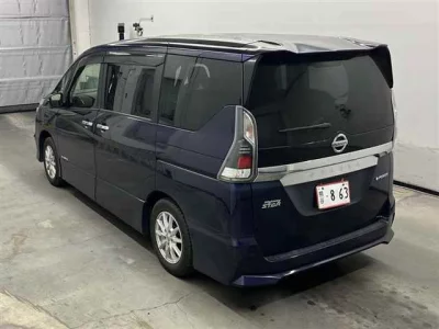 Nissan SERENA  с аукциона в Японии