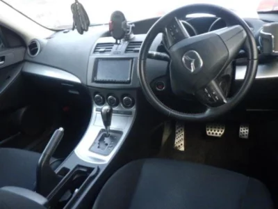 Mazda AXELA  с аукциона в Японии