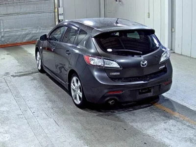 Mazda AXELA  с аукциона в Японии