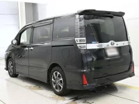 Toyota VOXY лот № 30066 оценка R  с аукциона в Японии 5