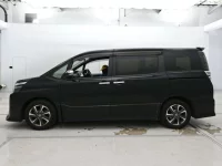 Toyota VOXY лот № 30066 оценка R  с аукциона в Японии 3