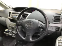 Toyota VOXY лот № 3712 оценка R  с аукциона в Японии 5