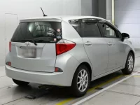 Toyota RACTIS лот № 30069 оценка 4  с аукциона в Японии 1