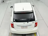 Honda EDIX лот № 90047 оценка 4  с аукциона в Японии 7