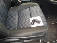 Toyota VOXY лот № 30067 оценка 4  с аукциона в Японии 9