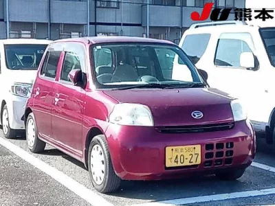 Daihatsu Esse
