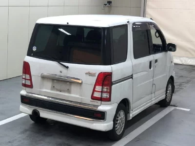 Daihatsu Atrai Wagon