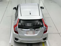 Honda FIT лот № 30075 оценка R  с аукциона в Японии 7