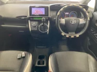 Toyota WISH лот № 3093 оценка 3.5  с аукциона в Японии 2