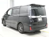 Toyota VOXY лот № 30078 оценка R  с аукциона в Японии 5