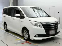 Toyota NOAH лот № 30079 оценка R  с аукциона в Японии 4