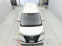 Toyota NOAH лот № 30079 оценка R  с аукциона в Японии 6