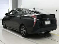 Toyota Prius лот № 30086 оценка 4  с аукциона в Японии 5