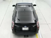 Toyota Prius лот № 30086 оценка 4  с аукциона в Японии 7