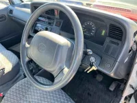 Toyota HIACE VAN лот № 85093 оценка 3.5  с аукциона в Японии 2