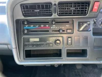 Toyota HIACE VAN лот № 85093 оценка 3.5  с аукциона в Японии 5